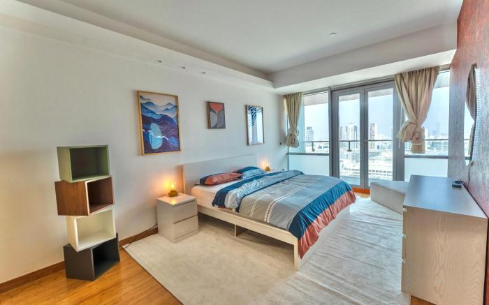 Luxury Homestay Near Dubai World Trade Centre