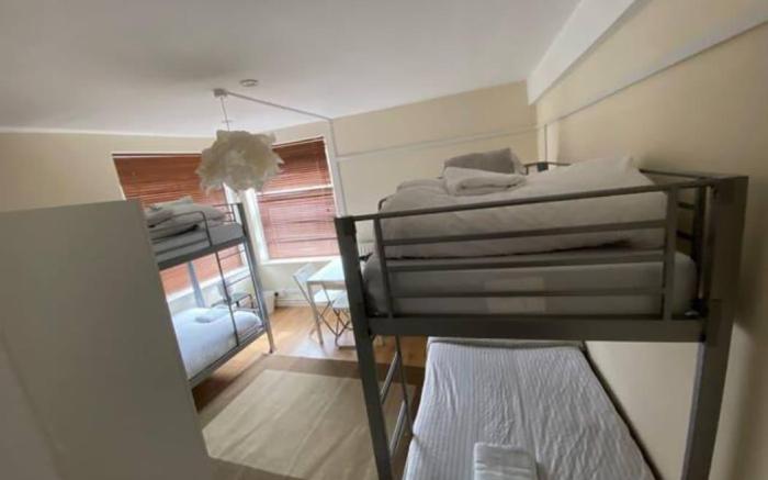 APlaceToStay Central London Apartment, Zone 1. SOH