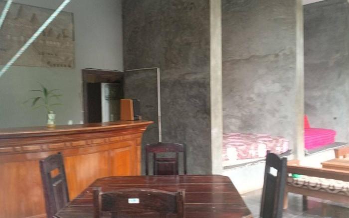 Lika's Family Pool Villa