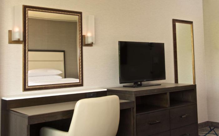 Embassy Suites Portland Tigard
