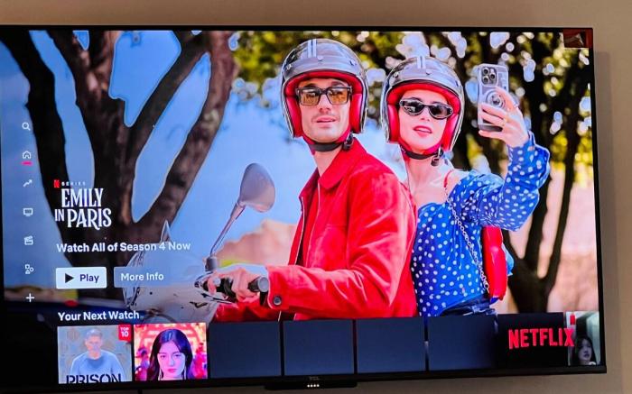 Front of NAIA T3/ Resorts World/Pool/ Pet friendly