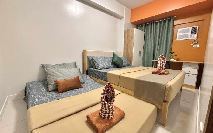 1 bedroom with balcony