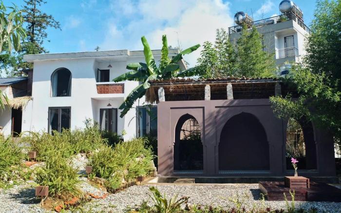 Whisper Stay I The Garden Home