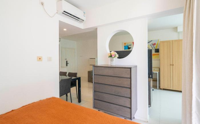 Tyms Stylish 1BR APT Xujiahui Oriental Manhattan