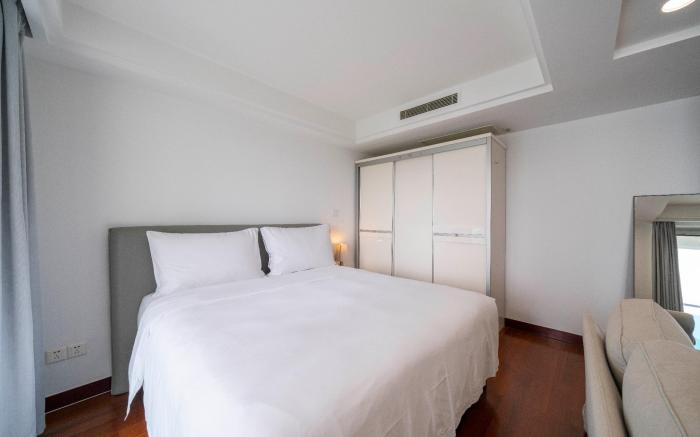 Tyms Modern 1BR APT Xujiahui Dianying Huayuan