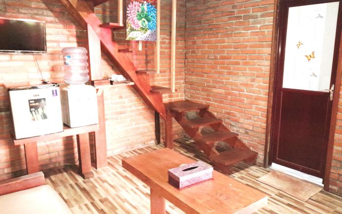 D'Tebe House Kelating