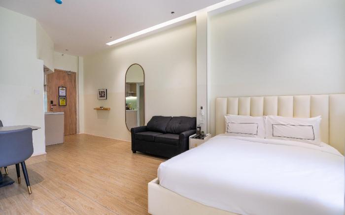 The Rixx Saigon Central - Near Ben Thanh Market