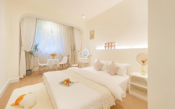 Nook Select · 3min Food St·1km Elephant Trunk Hill