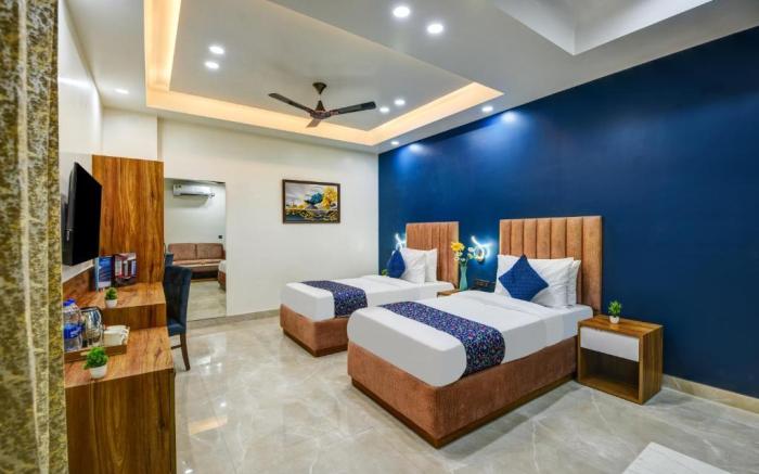 Mehu Residency Sector 52 Near Artemis Hospital