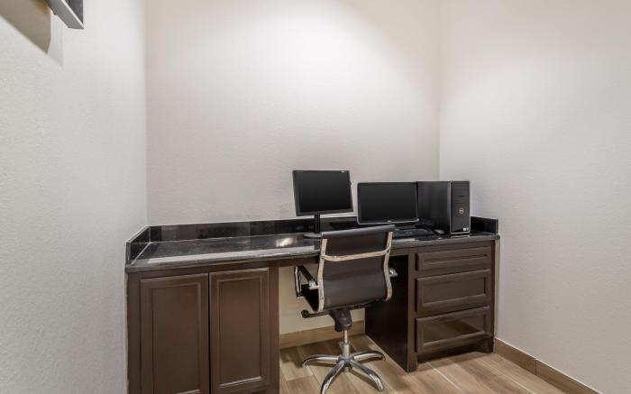 Red Roof Inn La Porte