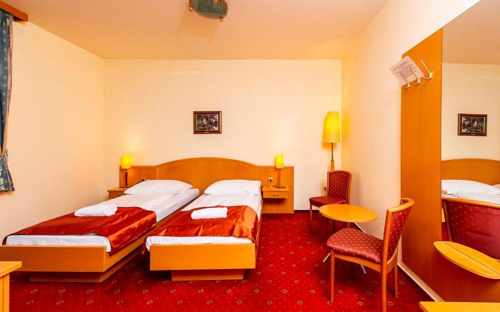 Gastland M0 Hotel és Konferenciaközpont