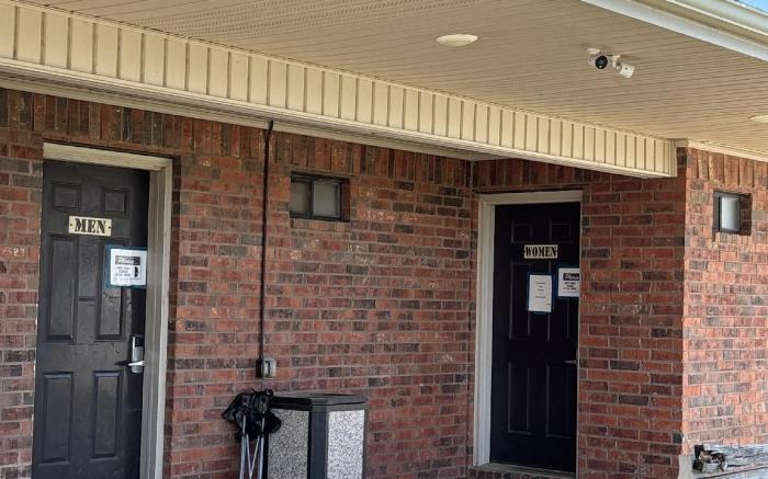 Twin Lakes Inn & RV Park