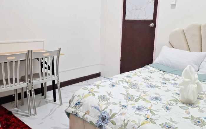D2 Transient Room Dacudao Bajada nr USEP SM Lanang