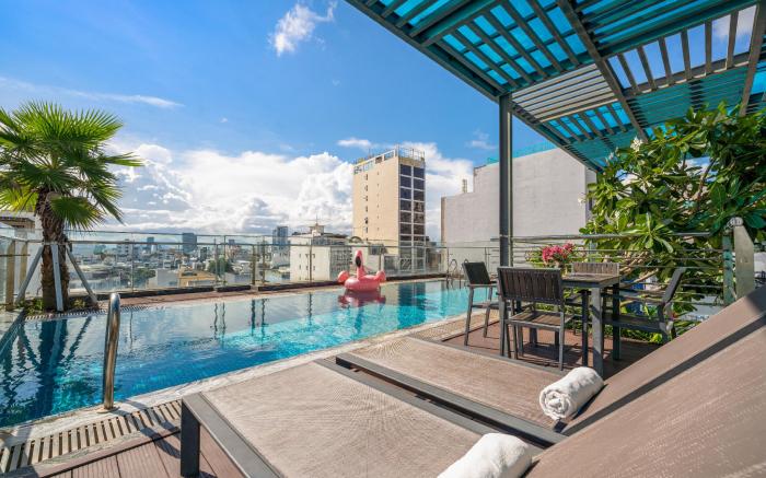 Happy House Hotel & Apartment