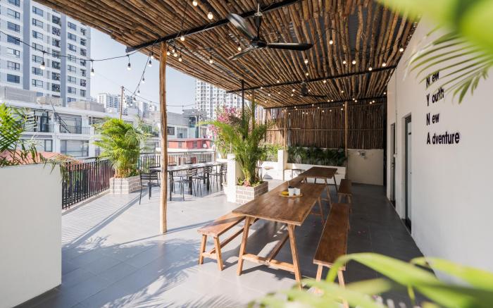 ATHLETIC GOLD VILLA-URBAN HANOI-STAFF 24/7