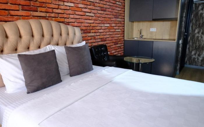 Comfy Urban Nest with Modern Touches