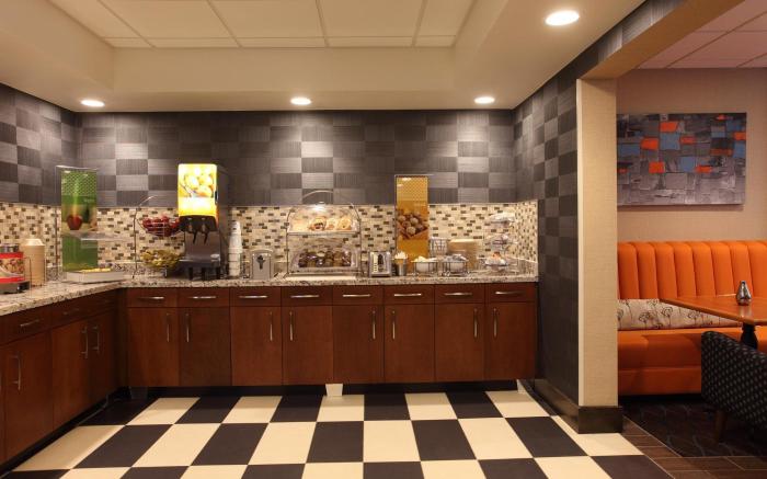 Hampton Inn Auburn