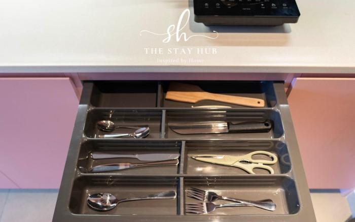 Paxtonz Cozy Studio_DamansaraPJ_with Pool 0536