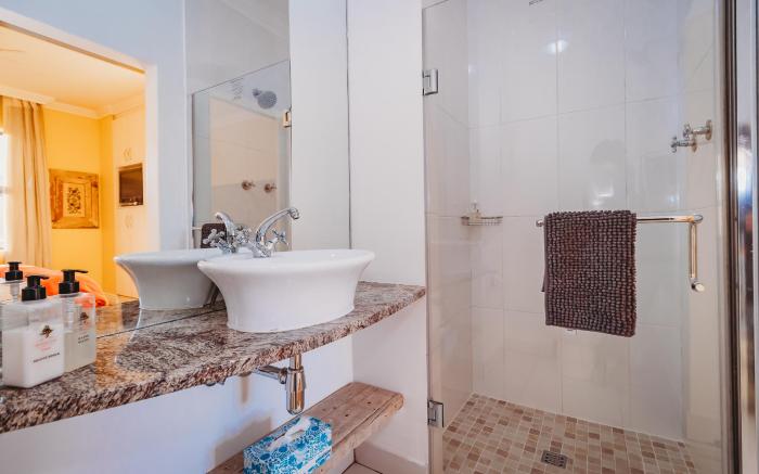 17 on Wellington Aparments