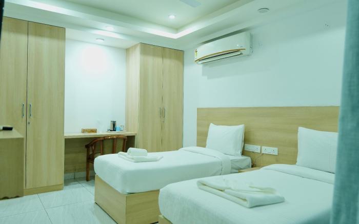 CORPOTATE STAYS-SECTOR 43