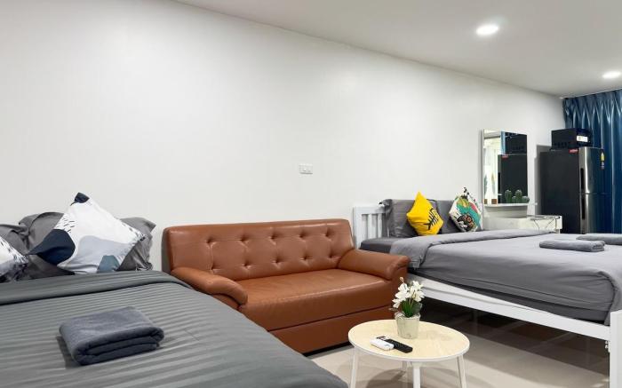 City View | 4 Guests | Great Value near BTS & Bars