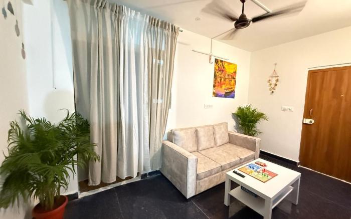 Corner House for parties , couples , family 1BHK