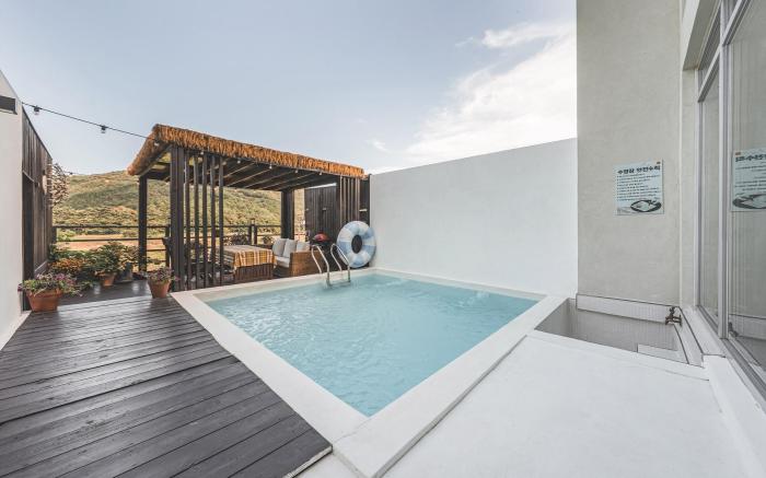 Yangyang Labianrose Poolvilla