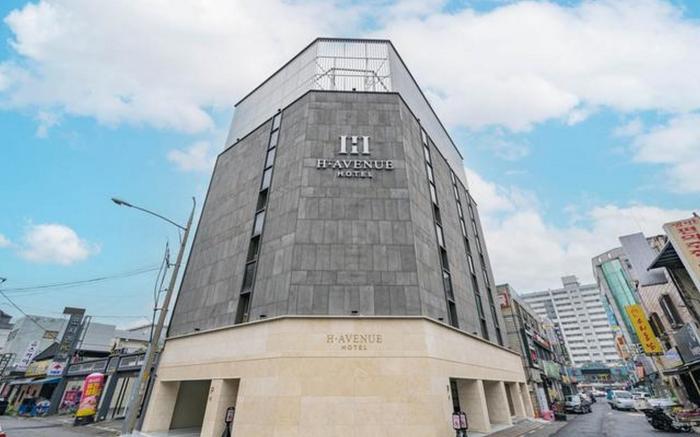 Chungju H Avenue City Hall Branch