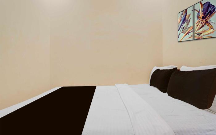 Collection O Theni RTO Road