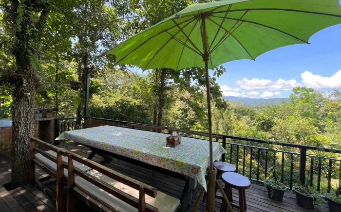 Private Villa with Sea of Mist & Sunset Balcony