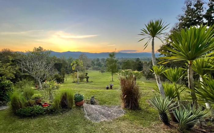 Private Villa with Sea of Mist & Sunset Balcony