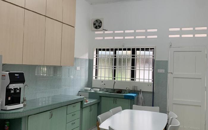 Cheerful Homestay free parking, wifi, water bar