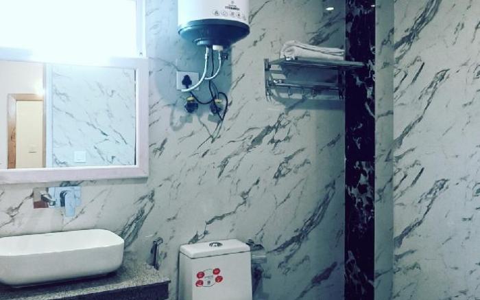 Deluxe Rooms Nayra Hotel Manali