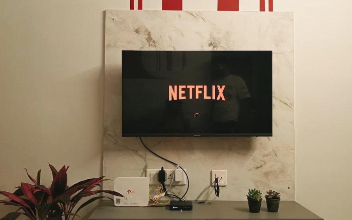 Ruà|HSR|NIFT|AC|100 Mbps Wi-Fi| Couple Friendly