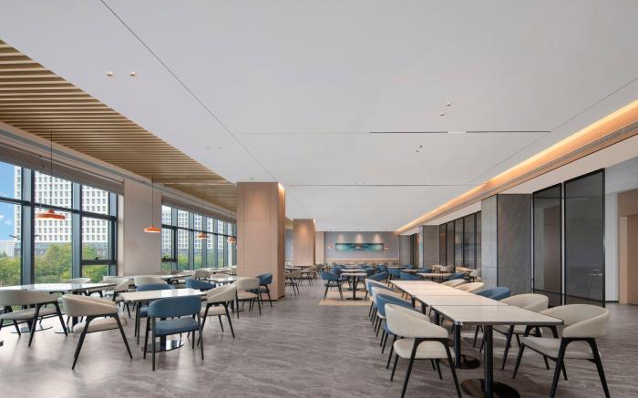 Holiday Inn Express Gongyi City Center