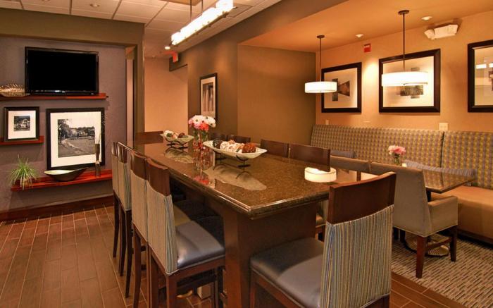 Hampton Inn Gainesville Hotel