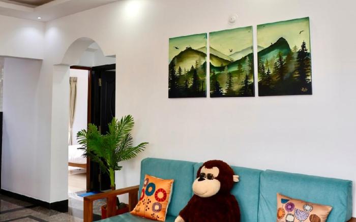 2 BHK•With Pool•FullyFurnished•Opp. Peacock Garden