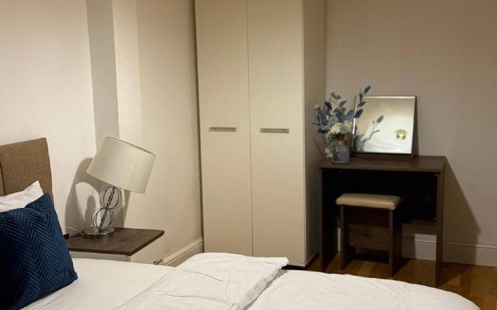 Finchley Unique home