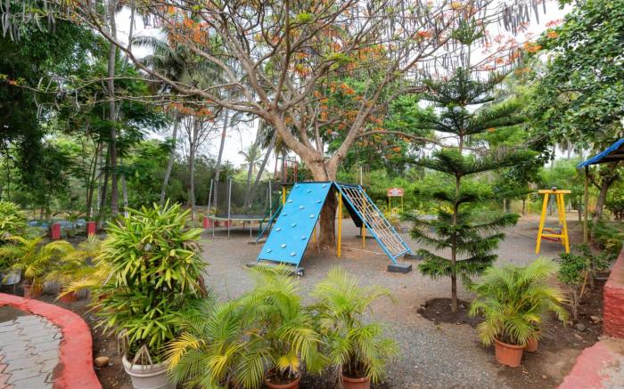 The Whistling Pine Woods 