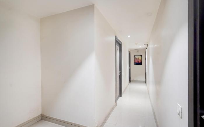 Hotel O Vatva Railway Station Formerly Anmol Palace