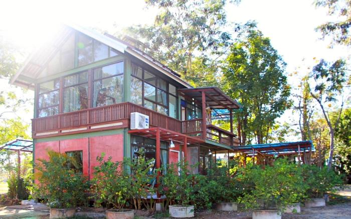 Phu Mi Lum Nao house by Nasi Jampu, Chiang Mai