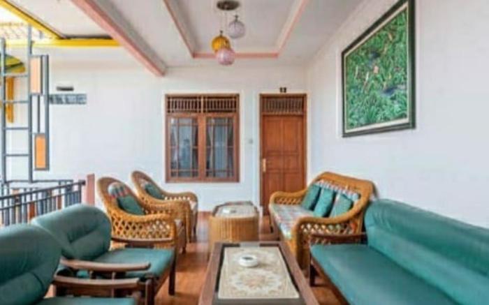 Puri Cikole Asri Guest House