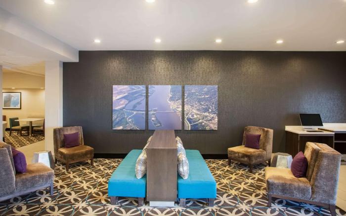 La Quinta Inn & Suites by Wyndham Pontoon Beach