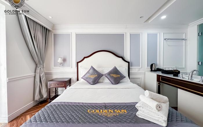 Golden Sun Hotel 8 - Phu My Hung