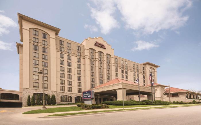 Hampton Inn And Suites Kansas City County Club Plaza