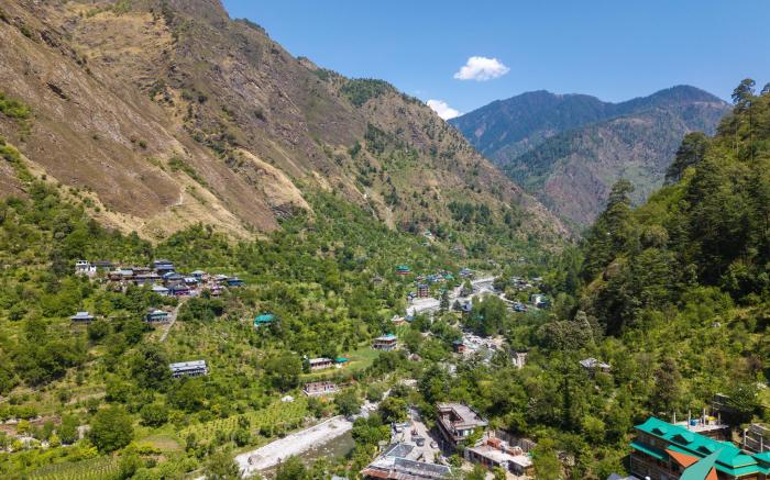 Zostel Homes Tirthan (Gushaini)