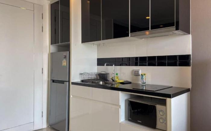 The Vision Condo - Sea View with Balcony Pattaya