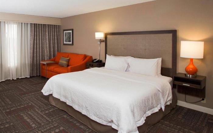 Hampton Inn and Suites Valdosta Conference Center