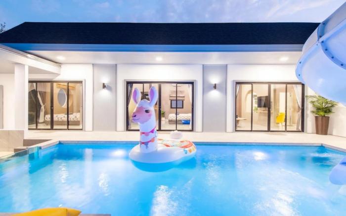 VG Beach on pool villa