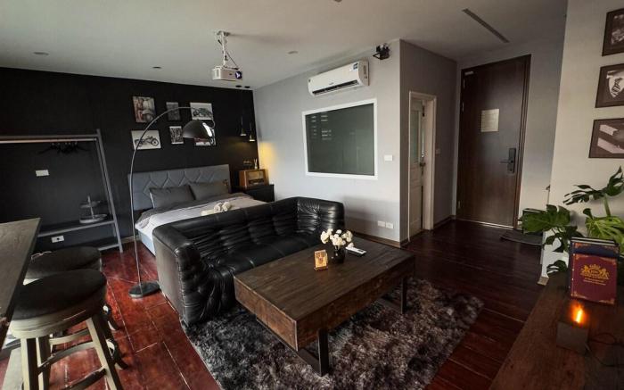 Home. Homestay -  The Oak Heaven Westlake